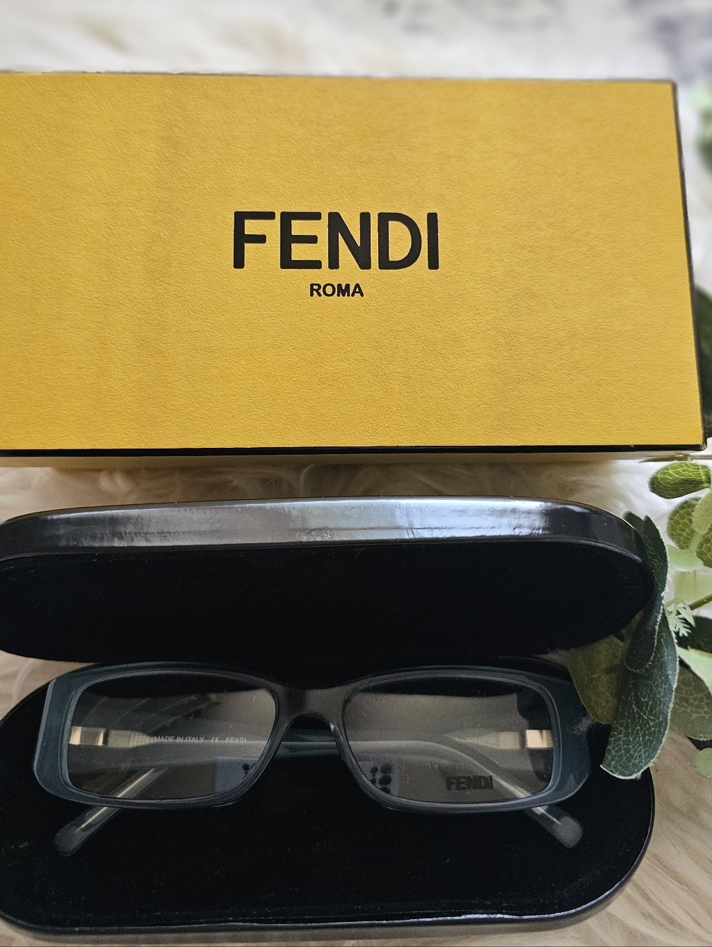 Fendi Sunglasses in Blue Frame: F830 707 135 - Picture 3 of 14